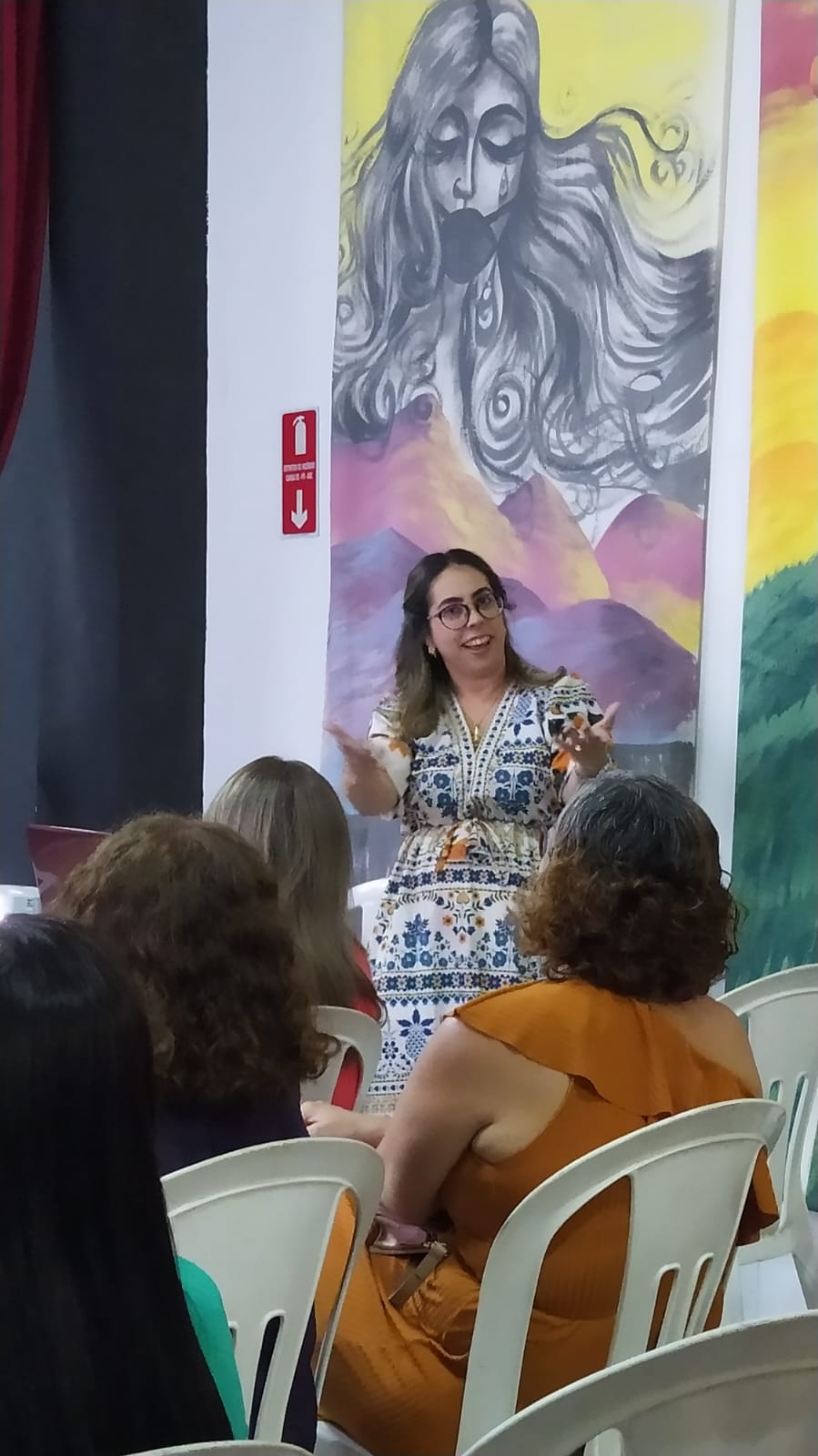 Escritora cearense  Elys Lopes aborda autoestima e identidade nordestina na obra   “Mãe,  quero ser igual a você!”  