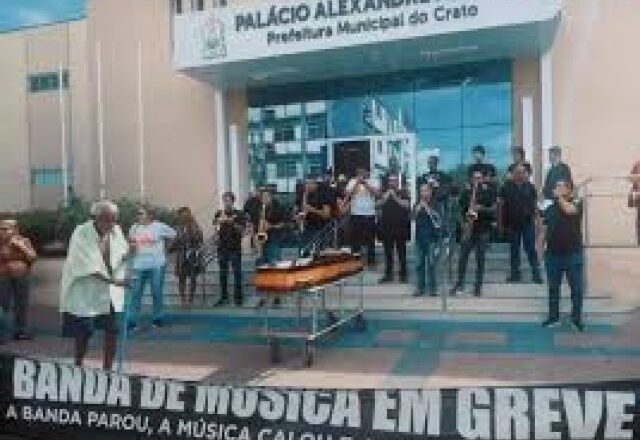 Banda de Música do Crato, patrimônio cultural da cidade, lança campanha solidária para sobreviver à greve sem salários