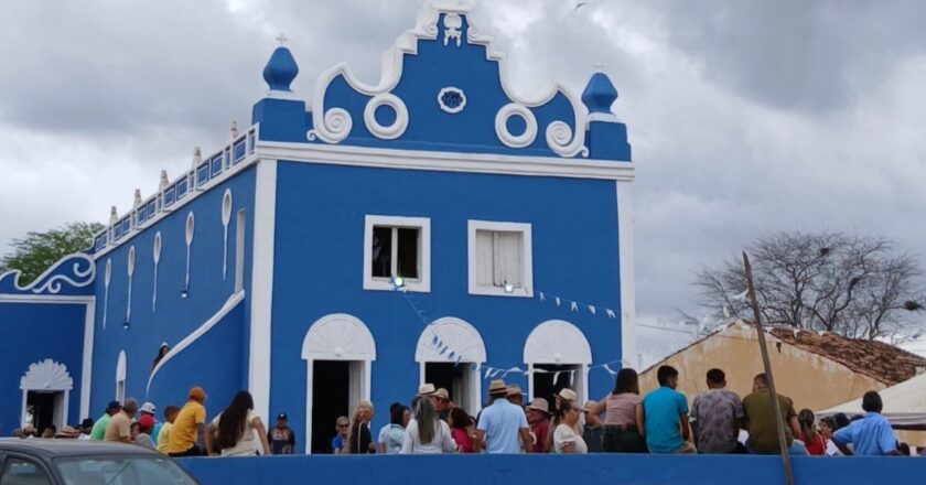 Quem é a Padroeira da extinta cidade de COCOCI no sertão do Ceará?